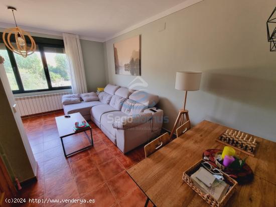 Casa / Chalet adosado en venta en Calle RODA, Los Huertos - SEGOVIA