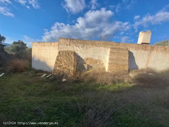 Cortijo a reformar con gran extensión de terreno en Mojácar - ALMERIA