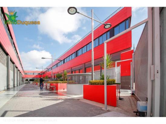 LOTE DE 10 Plazas de aparcamiento - GRANADA