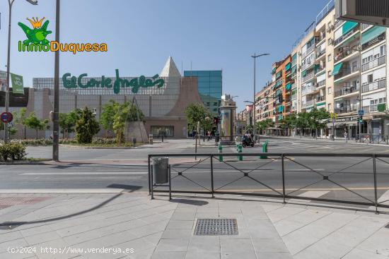 Amplia plaza de aparcamiento en Arabial - GRANADA