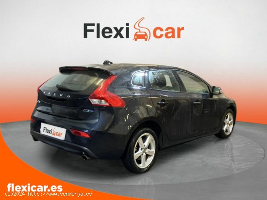 Volvo V40 2.0 D3 Kinetic - Vigo