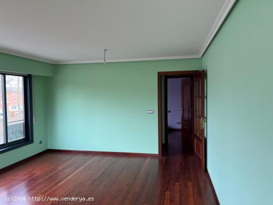 VENTA DE VIVIENDA EN EXCUSIVA EN ALLARIZ - ORENSE