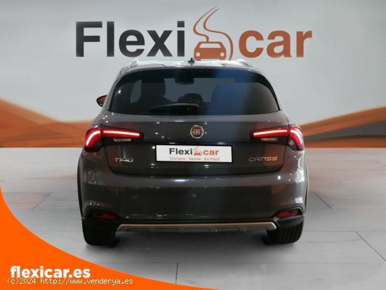 Fiat Tipo Cross 1.0 74kW (100CV) - Córdoba