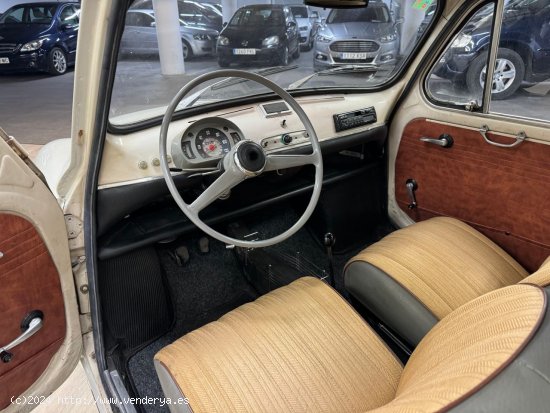 Seat 600 E - Madrid