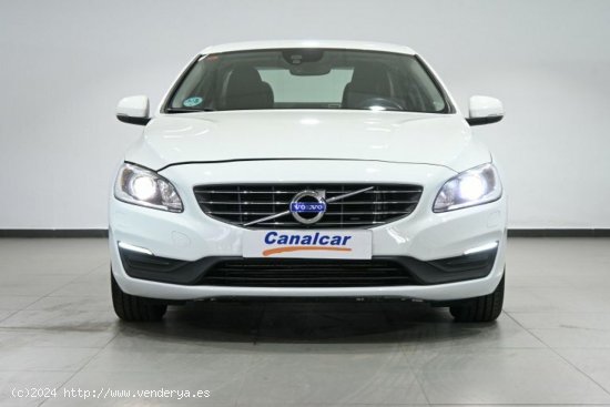 Volvo S60 2.0 D2 Momentum Auto - Las Rozas de Madrid