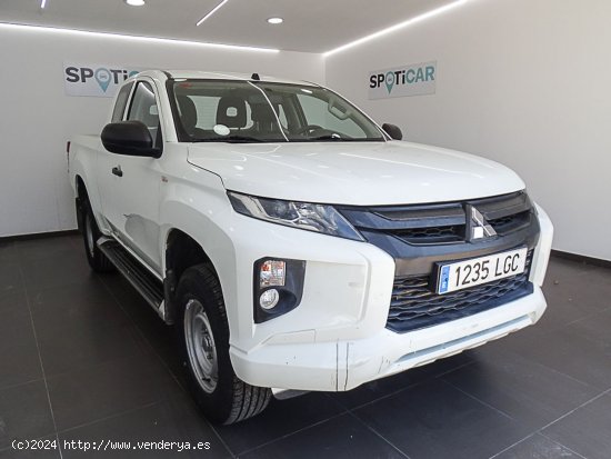 Mitsubishi L200 C/C 220 DI-D  110KW - Valencia