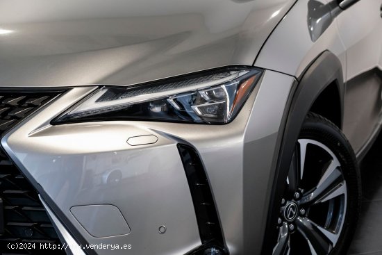 Lexus UX 250H LUXURY - A Coruña