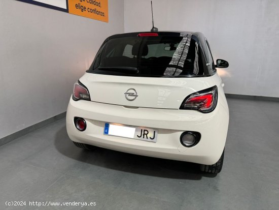 Opel Adam 1.4 87cv gasolina - Paterna