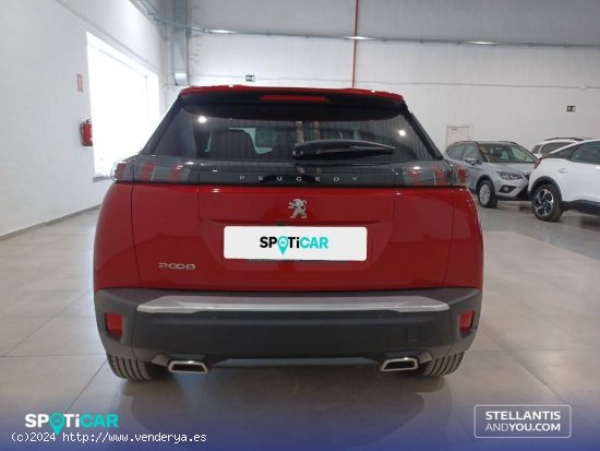 Peugeot 2008   Puretech 130 S&S EAT8 Allure Pack - Granada