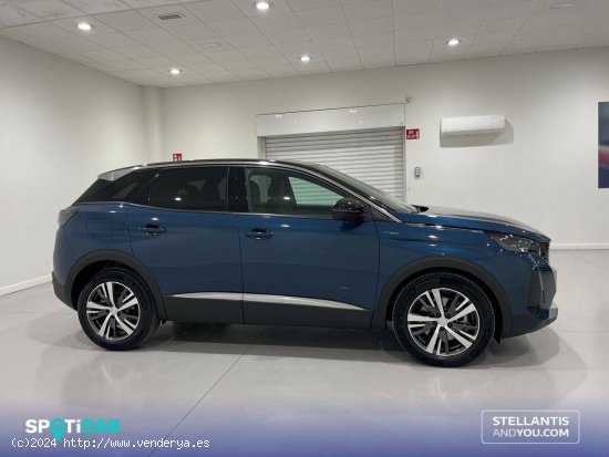 Peugeot 3008  180 e-EAT8 Allure Pack - Almería