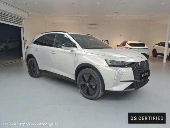 DS Automobiles DS 7 Crossback  E-TENSE 225 PERFORMANCE LINE - València