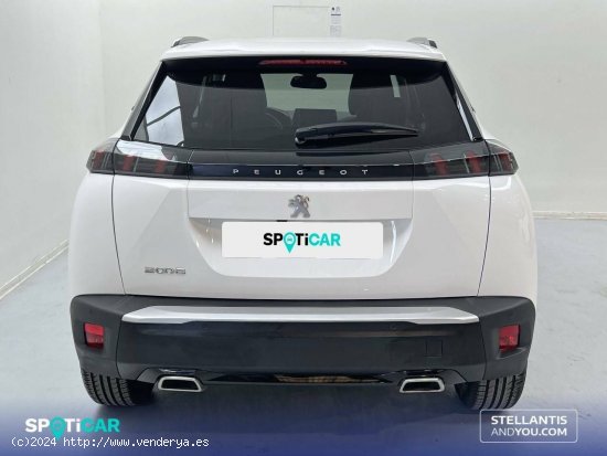 Peugeot 2008   Puretech 130 S&S EAT8 Allure - Sevilla