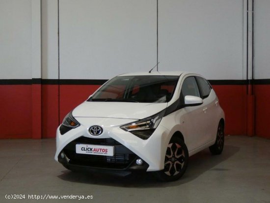 Toyota Aygo 1.0 70CV X-play - Sant Jordi de Ses Salines