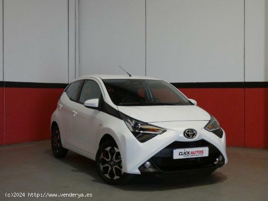 Toyota Aygo 1.0 70CV X-play - Sant Jordi de Ses Salines