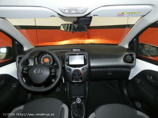 Toyota Aygo 1.0 70CV X-play - Sant Jordi de Ses Salines