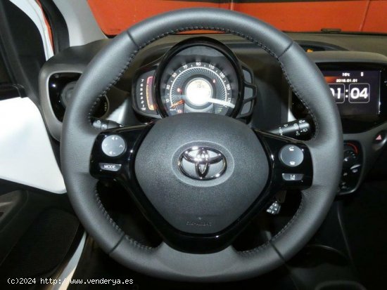 Toyota Aygo 1.0 70CV X-play - Riba-roja del turia