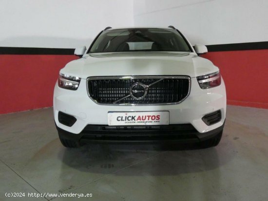 Volvo XC40 1.5 129CV T2 Momentum Core Auto - Elche