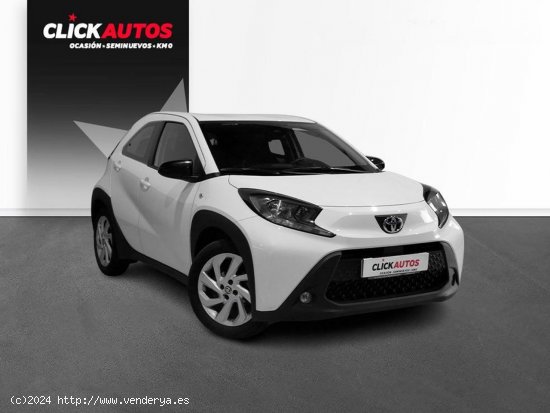 Toyota Aygo X Cross 1.0 72CV Play - Málaga