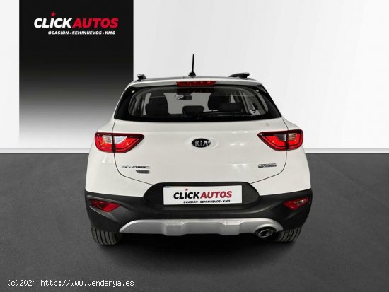 Kia Stonic 1.0 TGDI 100CV MHEV  Drive - Málaga