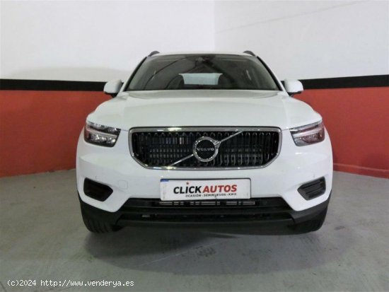 Volvo XC40 1.5 163CV T3 Momentum Core Auto - Málaga