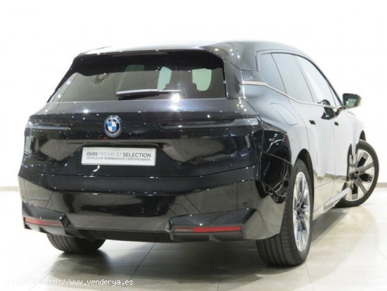 BMW iX xdrive40 240 kw (326 cv) - San Juan