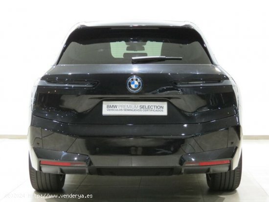 BMW iX xdrive40 240 kw (326 cv) - San Juan