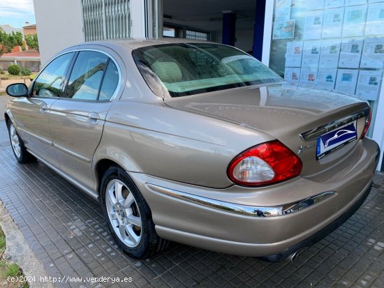 Jaguar X Type 2.5 V6 Executive - Palamós