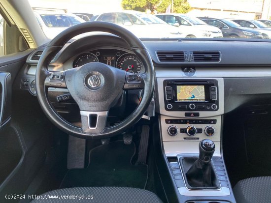 Volkswagen Passat 105CV1.6 - Esplugas de Llobregat