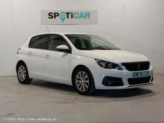 Peugeot 308  5p  1.5 BlueHDi 96KW (130CV) Style - Mataro