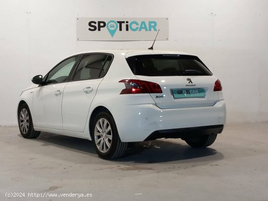 Peugeot 308  5p  1.5 BlueHDi 96KW (130CV) Style - Mataro