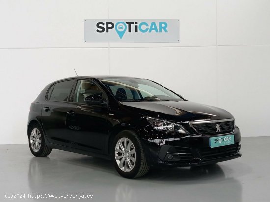 Peugeot 308  5p  PureTech 110 S&S 6 Vel. MAN Style - Mataro