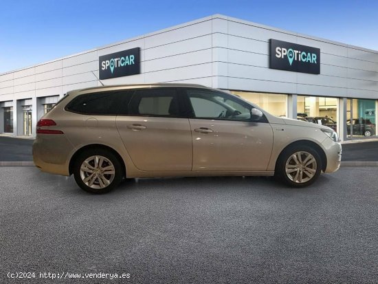 Peugeot 308  SW  1.2 PureTech 96KW (130CV) S&S Style - HOSPITALET DE LLOBREGAT (L )