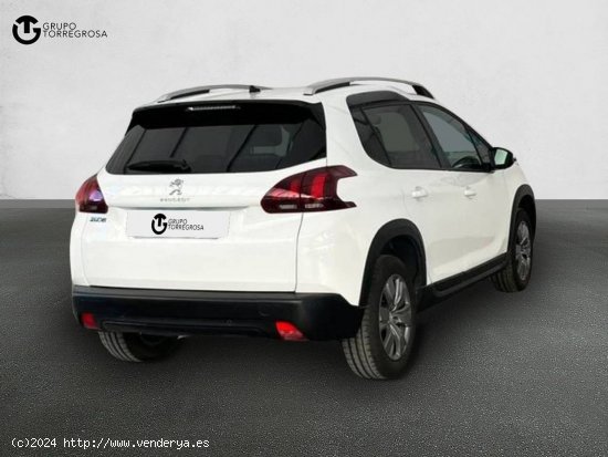 Peugeot 2008   1.2 PureTech 60KW (82CV) Signature - PAMPLONA/BURLADA