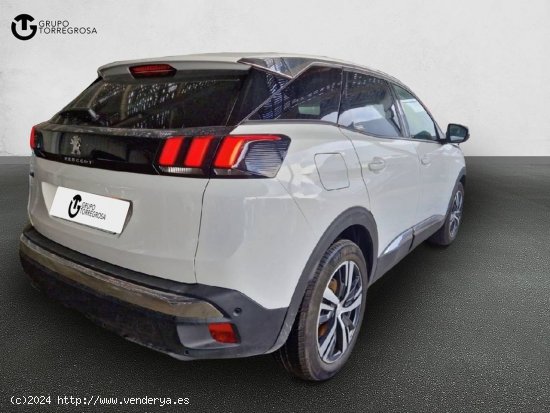 Peugeot 3008  1.2 PURETECH 96KW (130CV)  S&S Active - PAMPLONA/BURLADA