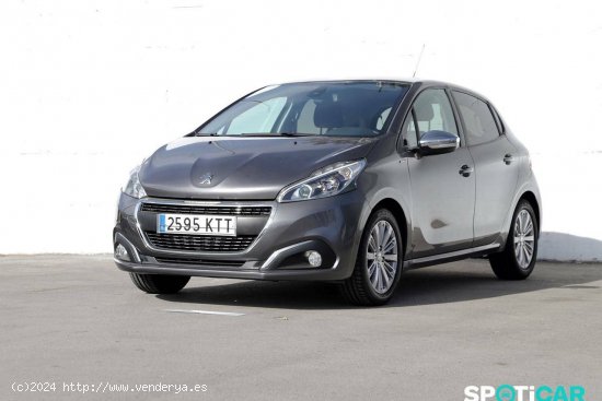 Peugeot 208  5P  1.2L PureTech 60KW (82CV) Signature - Santander