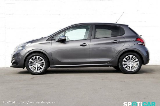 Peugeot 208  5P  1.2L PureTech 60KW (82CV) Signature - Santander