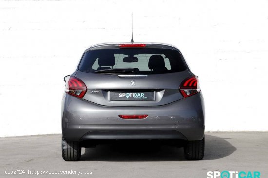 Peugeot 208  5P  1.2L PureTech 60KW (82CV) Signature - Santander