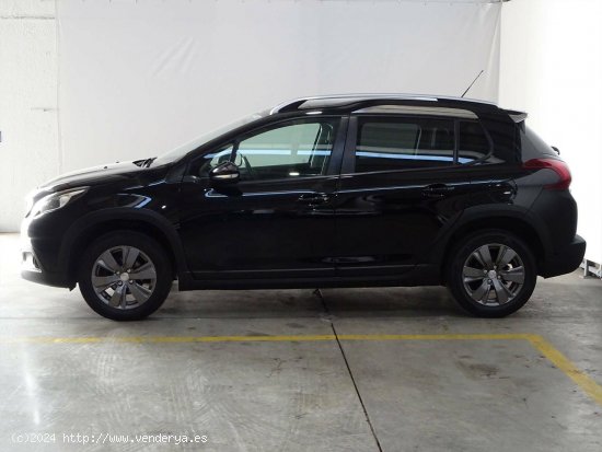 Peugeot 2008   1.2 PureTech 60KW (82CV) Signature - Cadiz