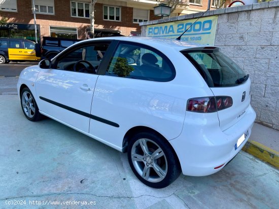 Seat Ibiza 1.4 85CV GASOLINA ETIQUETA C VERDE - Barcelona