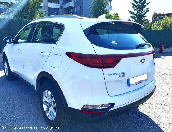 Kia Sportage 1.6 MHEV Concept 85kW 115CV 4x2 OFERTA VACACIONES - St. Joan Despi