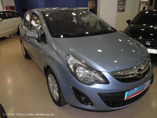 Opel Corsa 1.2 SELECTIVE sólo 21.000 Km Etiq. medioambiental verde C - Barcelona