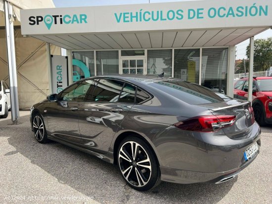 Opel Insignia   GS  2.0D DVH 130kW MT6 GS Line - Sevilla