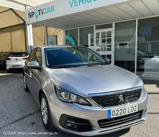 Peugeot 308  5p  PureTech 110 S&S 6 Vel. MAN Style - Sevilla