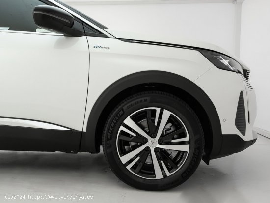 Peugeot 3008 Hybrid 225 e-EAT8 GT - València