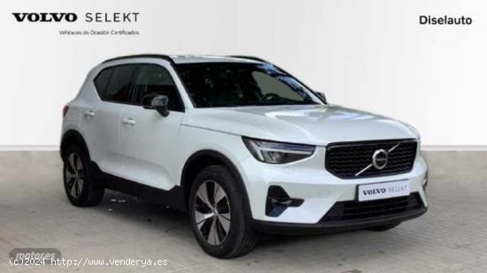 Volvo XC40 2.0 B3 PLUS DARK AUTO 163 5P de 2023 con 19.821 Km por 38.500 EUR. en Barcelona