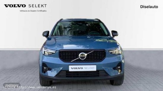 Volvo XC40 2.0 B3 PLUS DARK AUTO 163 5P de 2023 con 24.418 Km por 38.500 EUR. en Barcelona