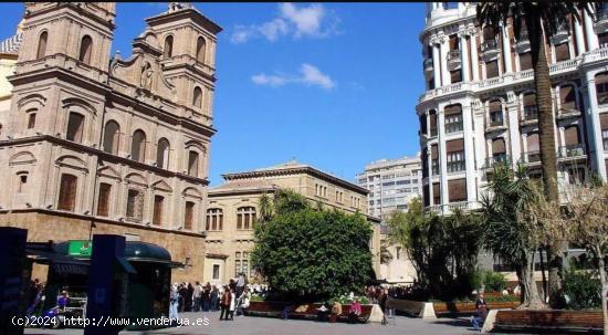  Venta de piso en Plaza de Sto. Domingo - MURCIA 