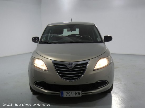 Lancia Ypsilon Gold - Quart de Poblet