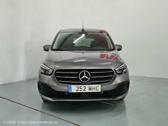 Mercedes Clase T 160 CDI standard - Lleida