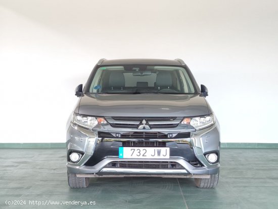 Mitsubishi Outlander PHEV Kaiteki 4WD - Quart de Poblet